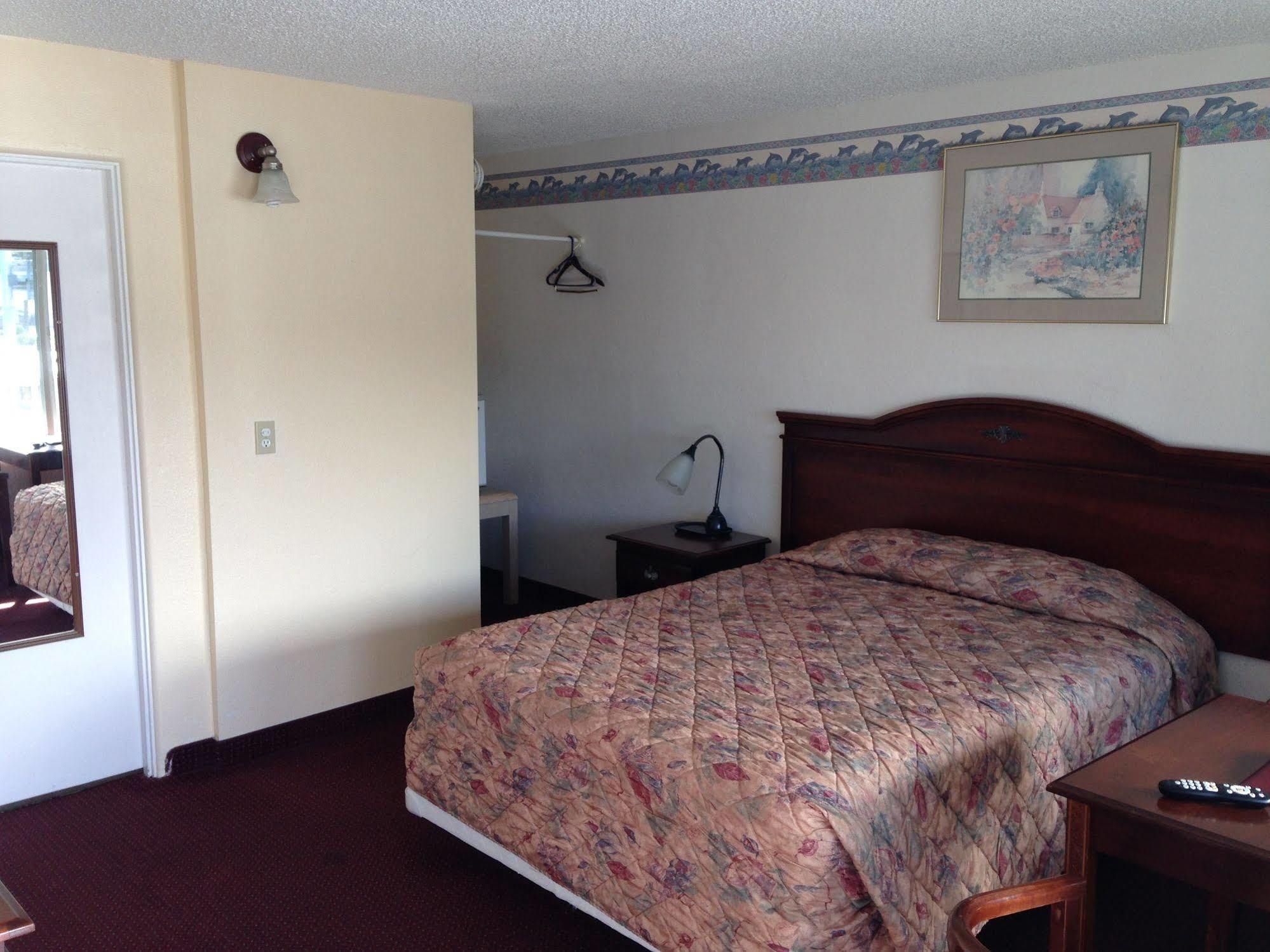 Villa West Motel Флоренс Экстерьер фото